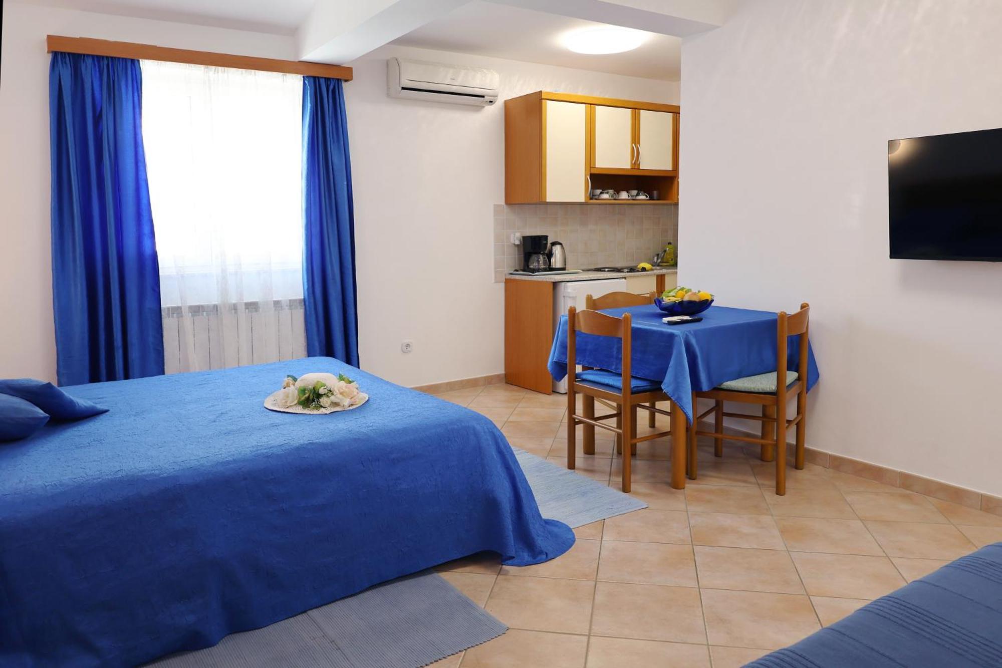 House Maric Apartment โปเรช ภายนอก รูปภาพ